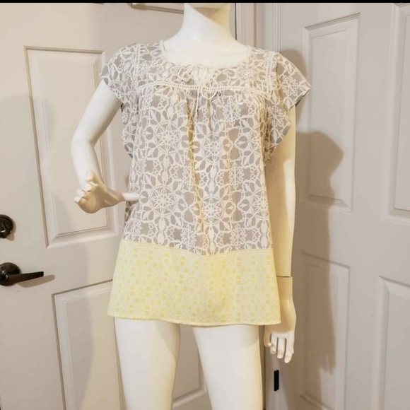 lovestitch Tops - Lovestitch size Small